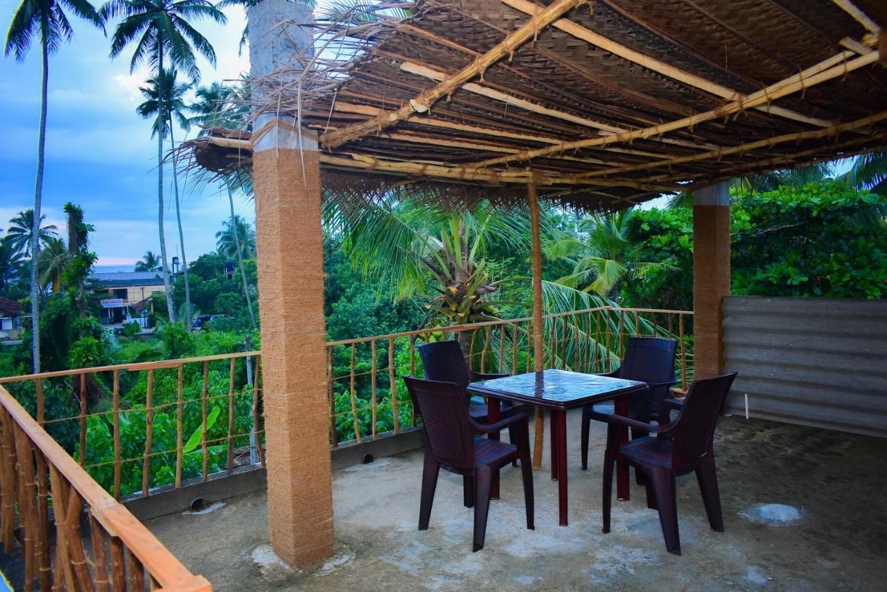 Felicia Villa Hikkaduwa Exterior photo